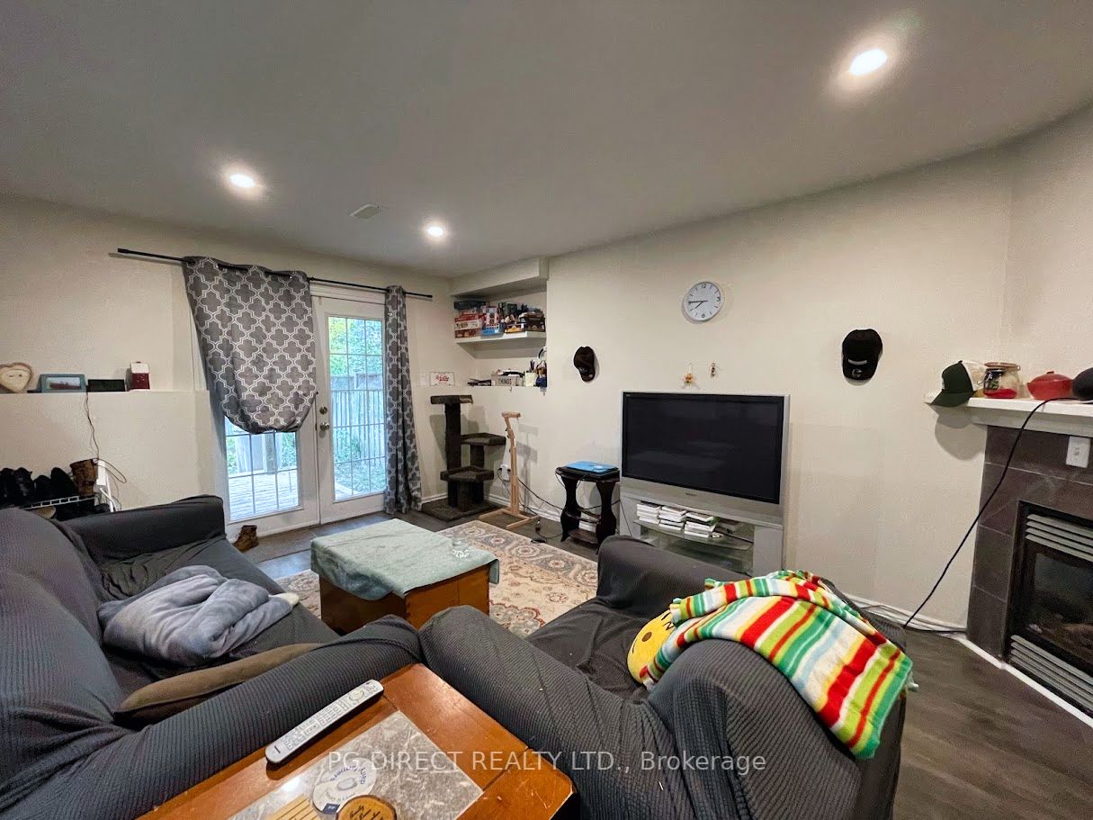 100 Stephen Dr