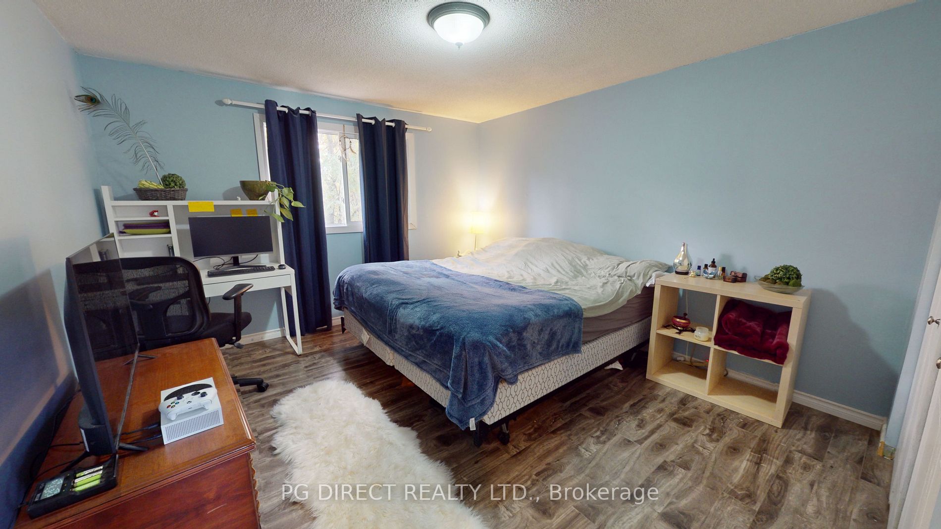 100 Stephen Dr