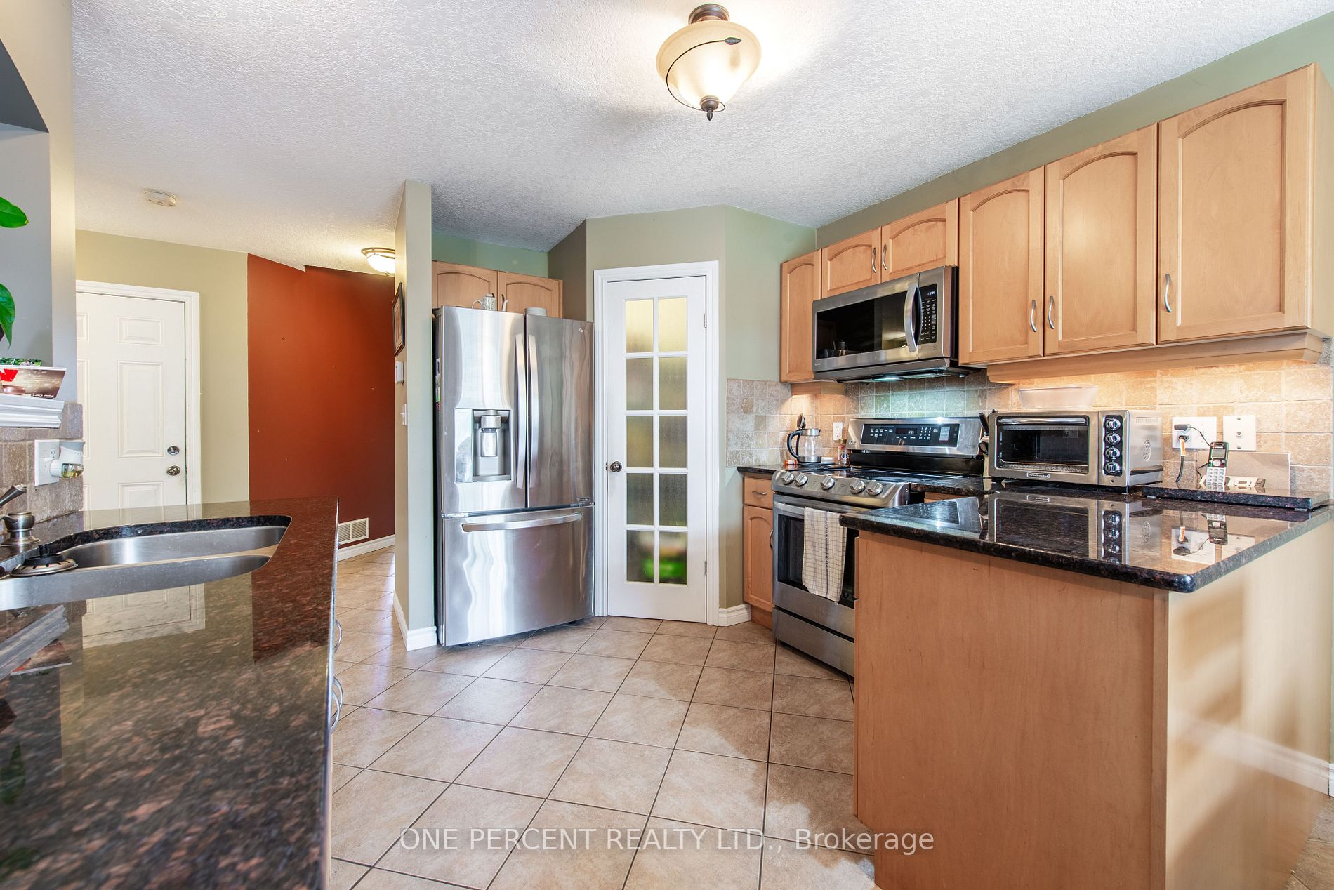 24 Pettitt Dr
