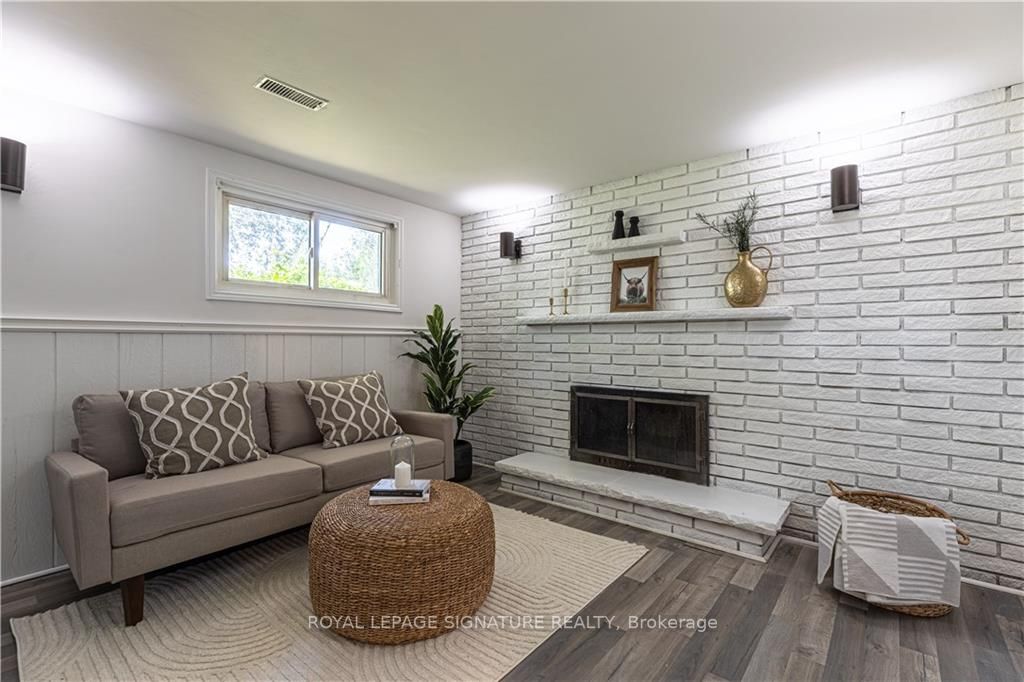 49 Amy Cres