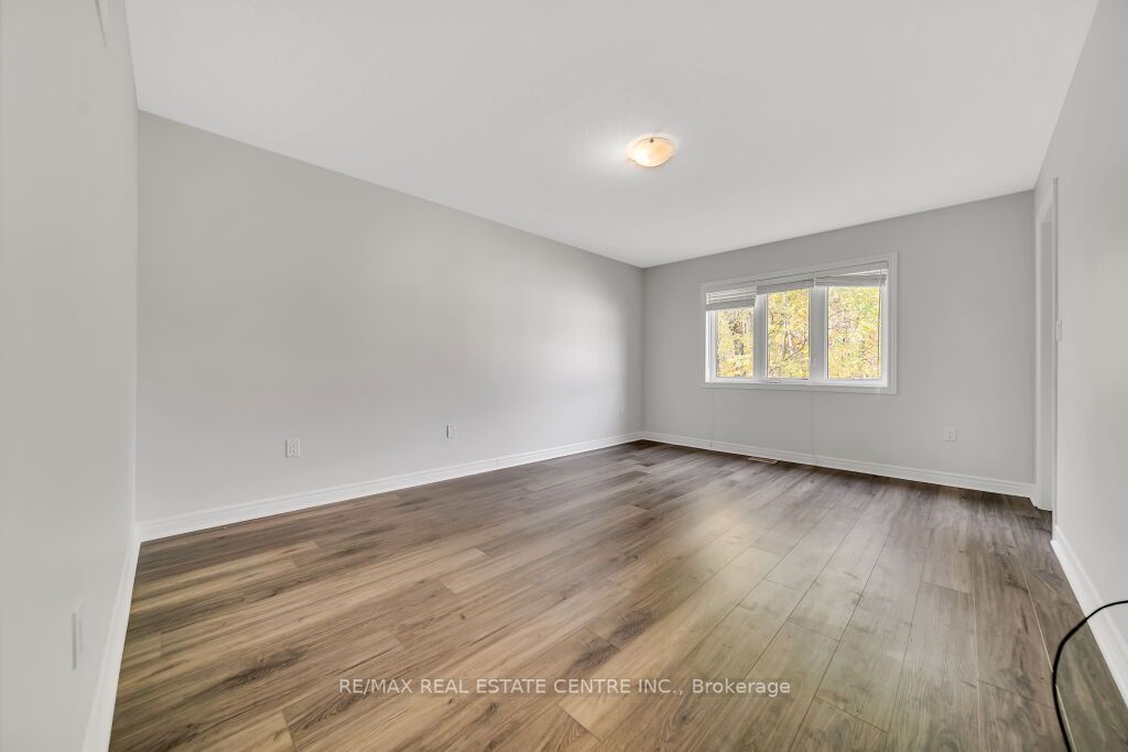 570 Linden Dr
