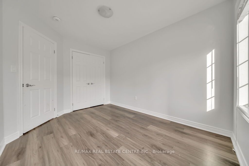 570 Linden Dr
