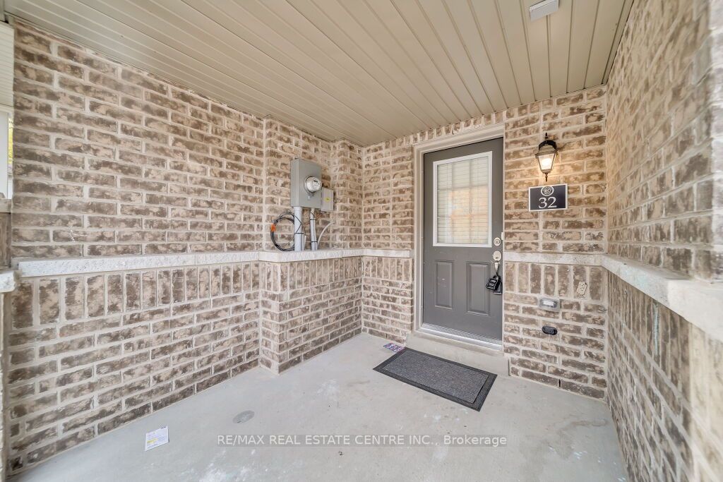 570 Linden Dr