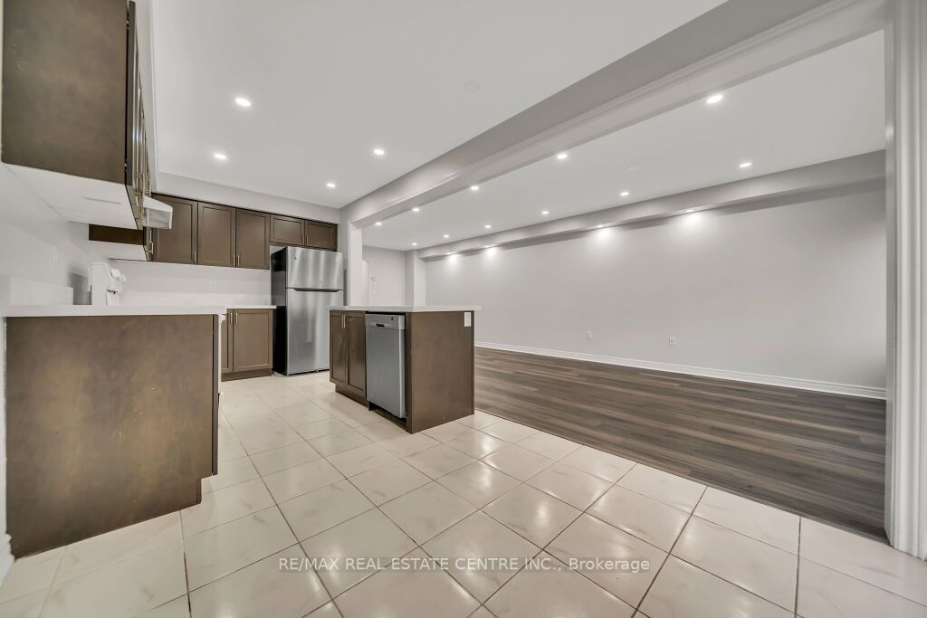 570 Linden Dr