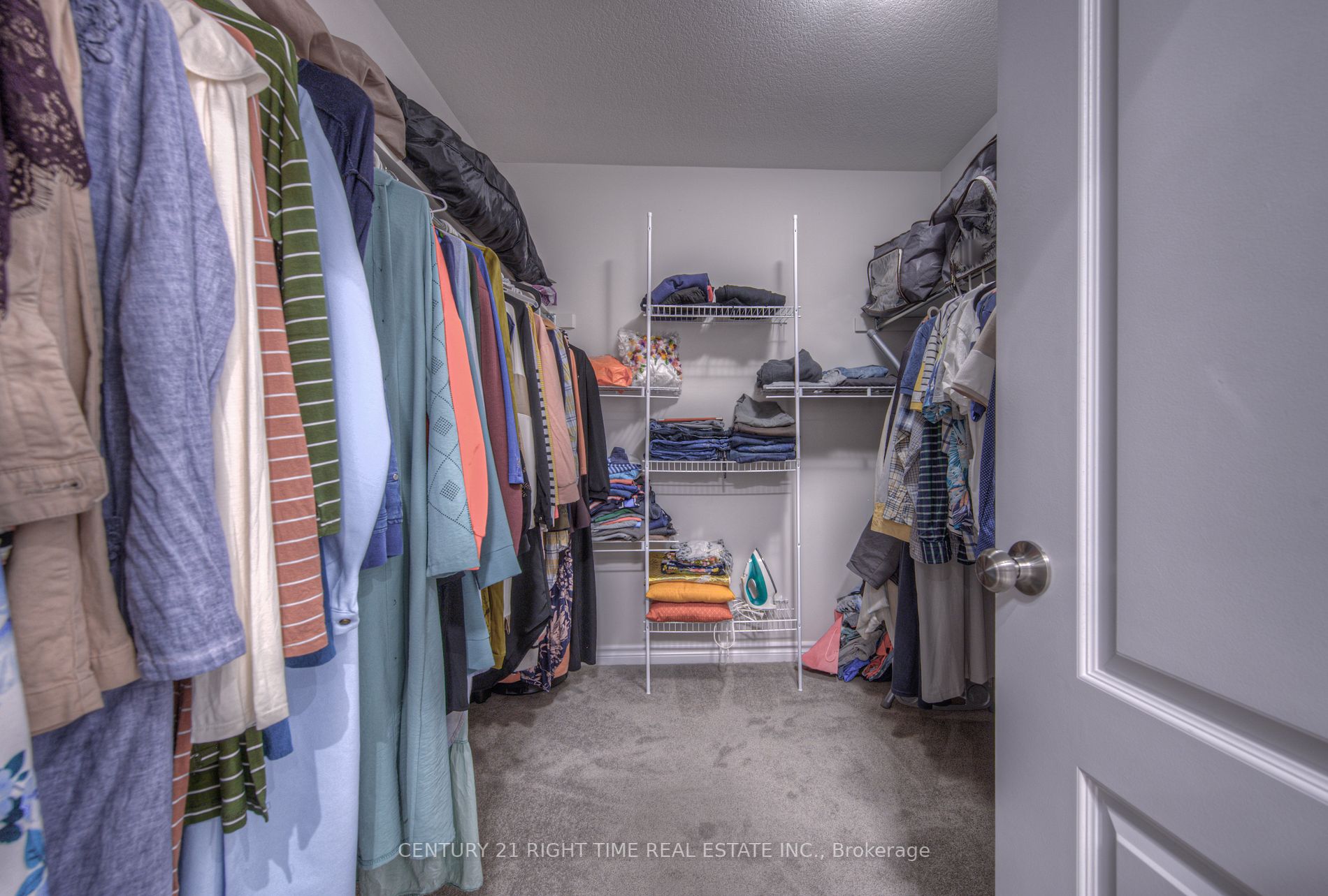 38 Mistywood St
