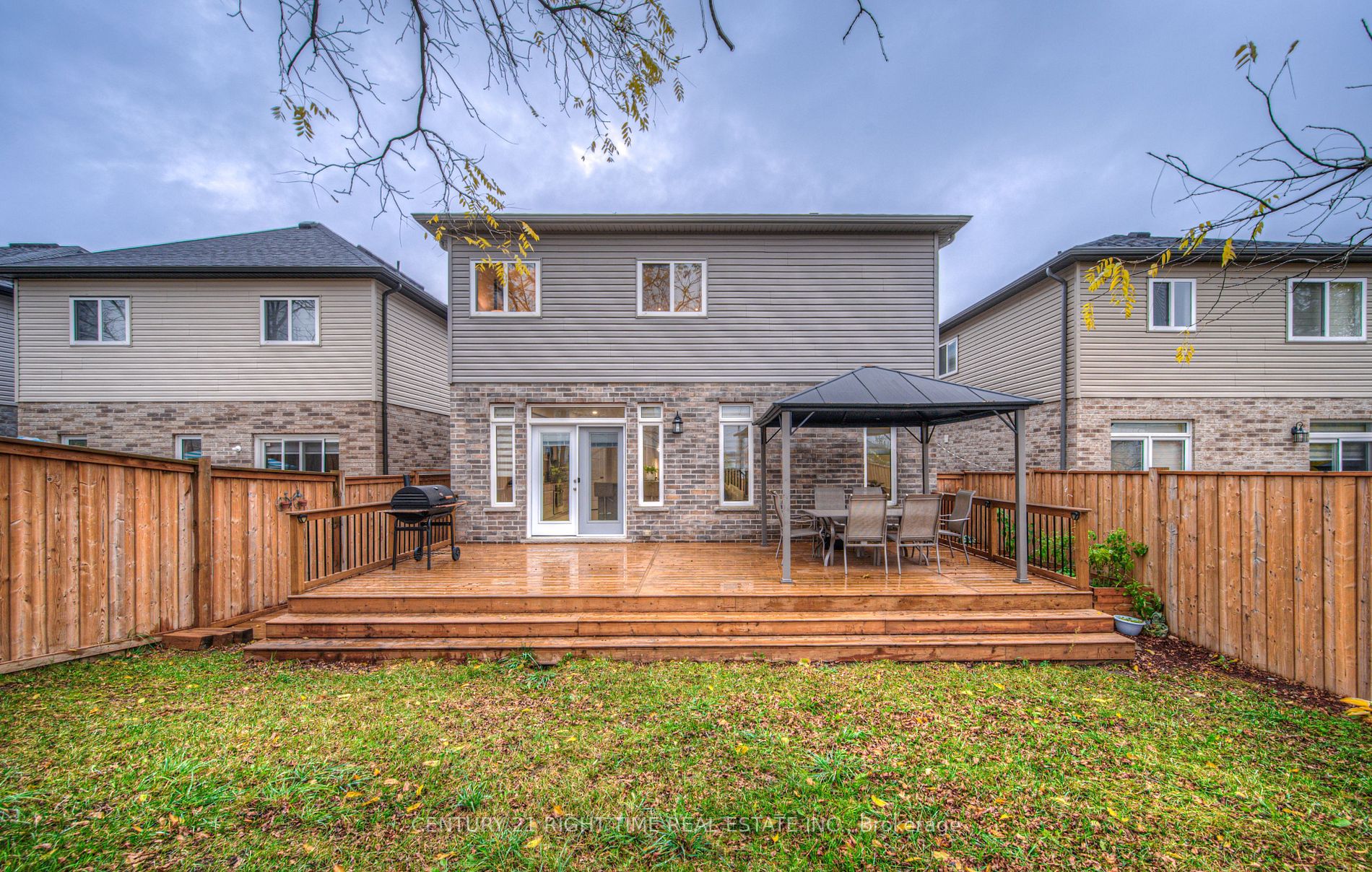 38 Mistywood St