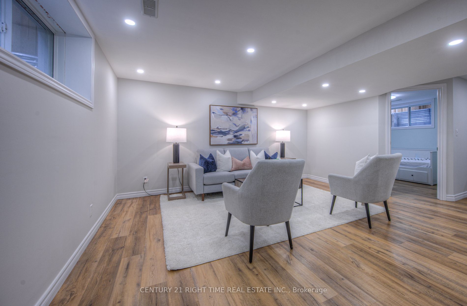 38 Mistywood St