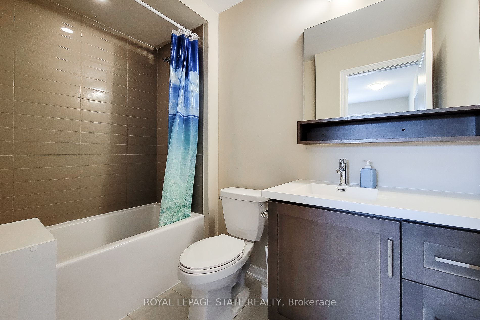1890 Rymal Rd E, #124