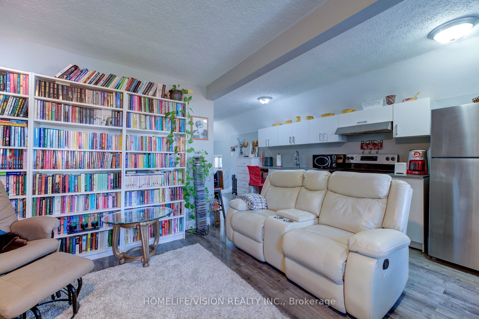 18 Elgin St