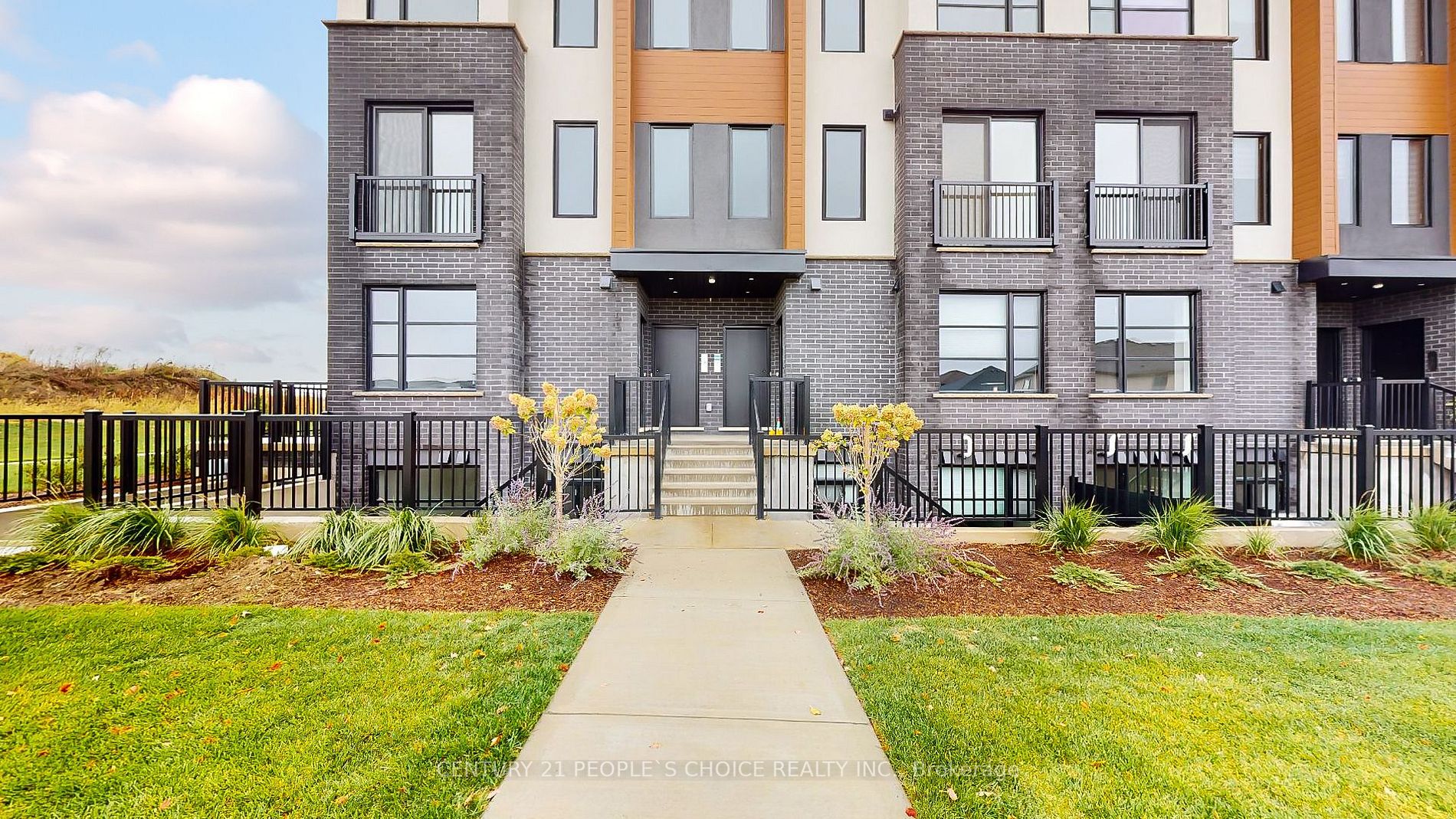 3900 Savoy St, #1