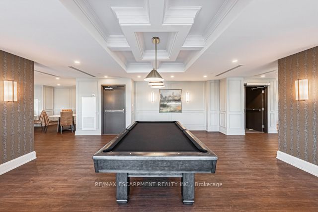 460 Dundas St E, #713