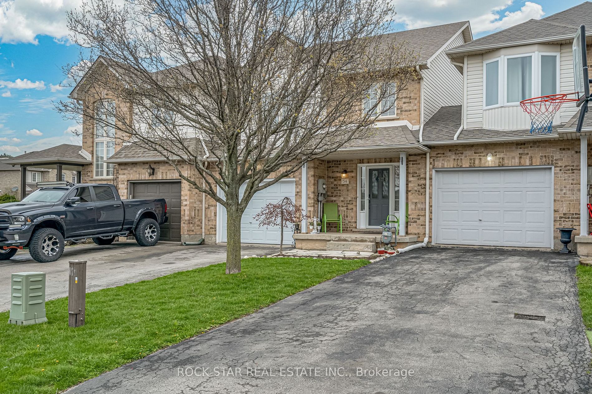 54 Arrowhead Lane