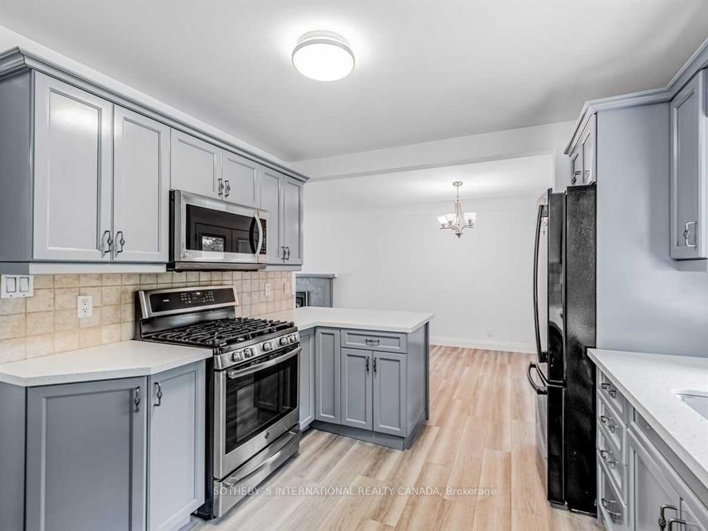 15 Miller Dr
