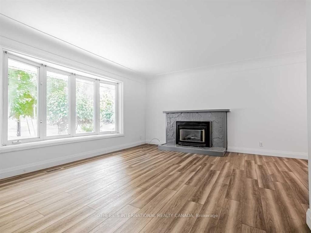 15 Miller Dr