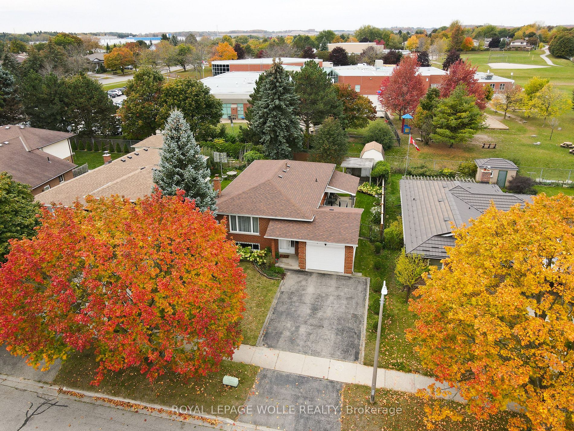 131 Countryside Crescent