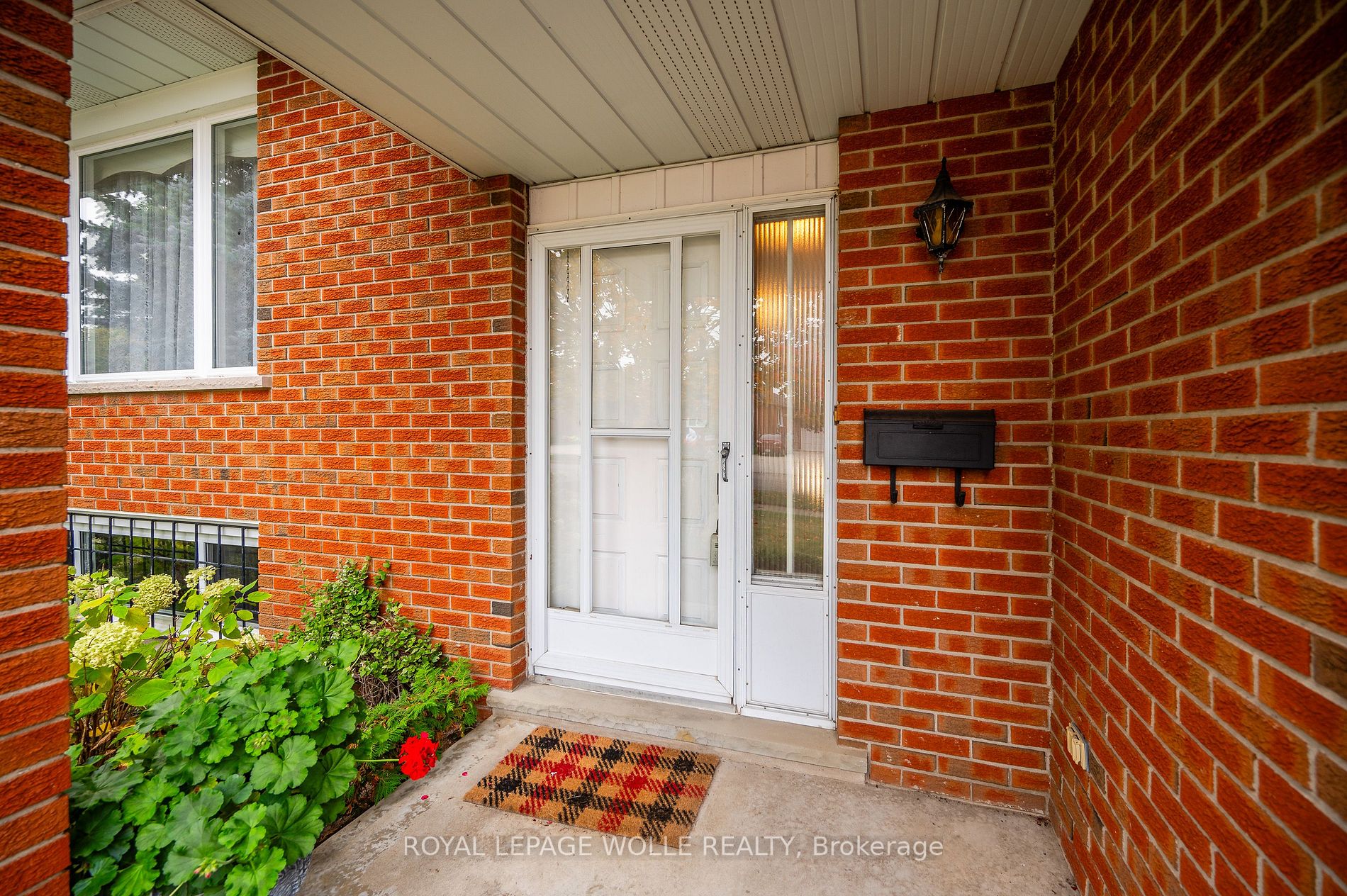 131 Countryside Crescent