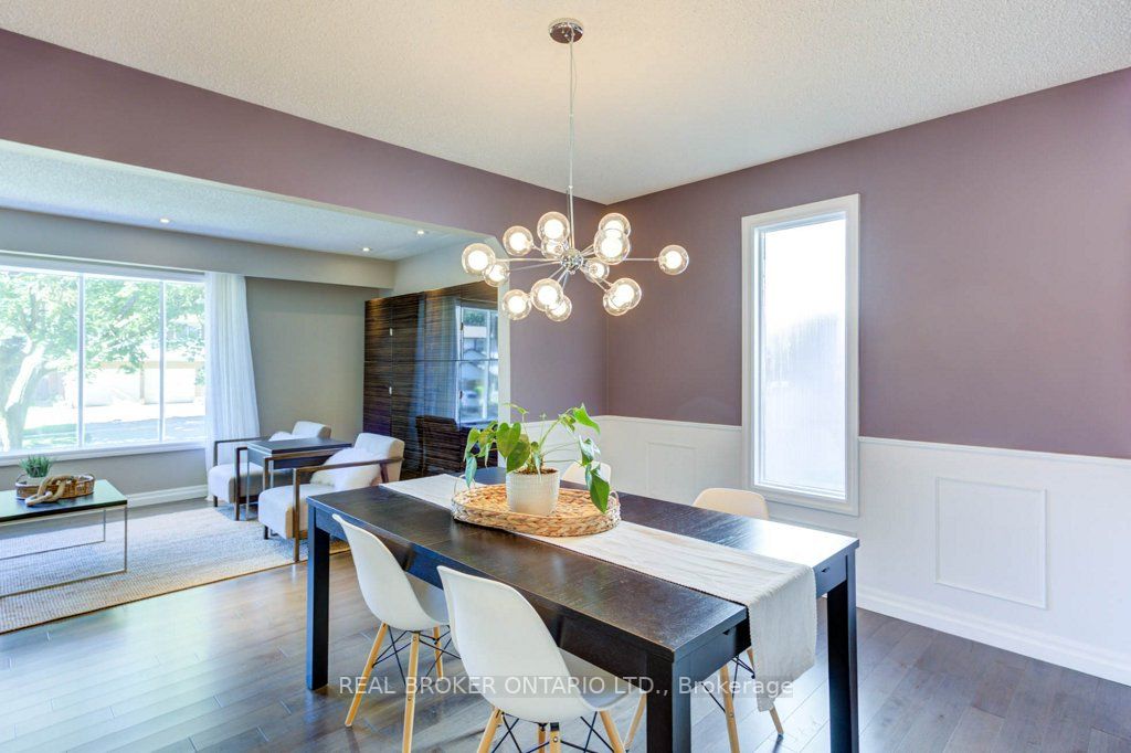 96 Mccarron Cres
