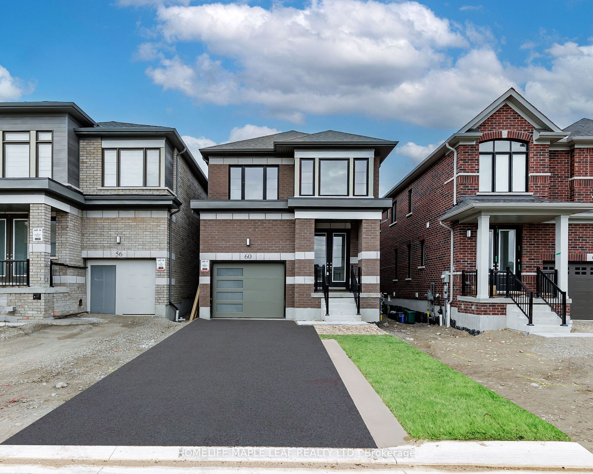 60 Blacklock St