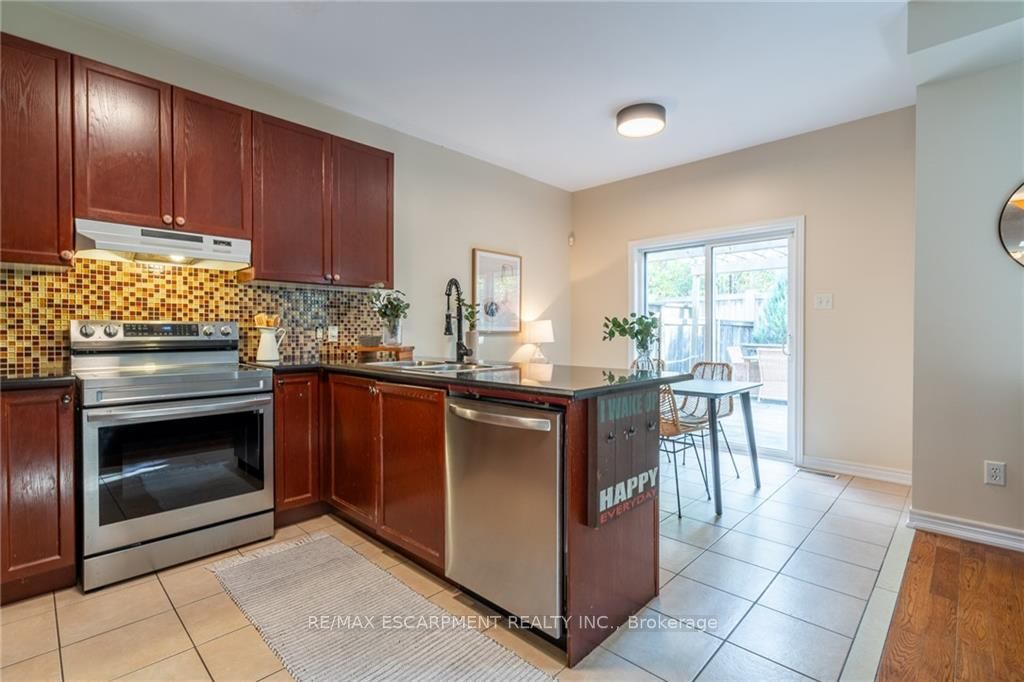 22 Glendarling Cres