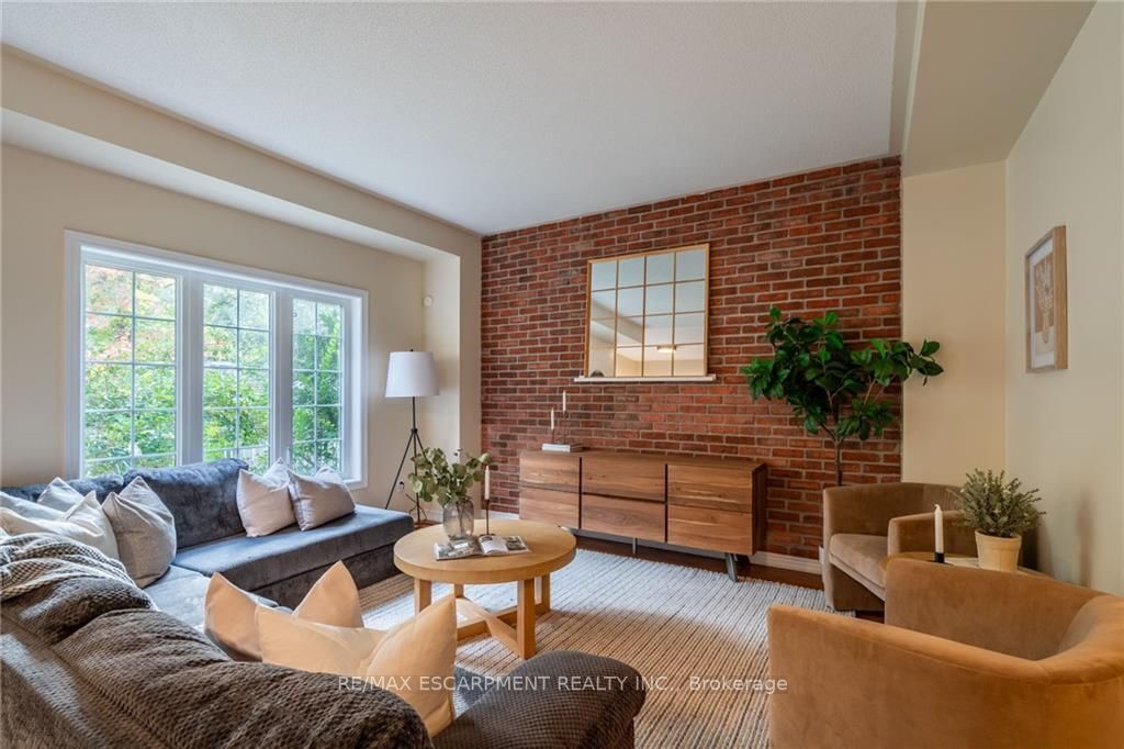 22 Glendarling Cres