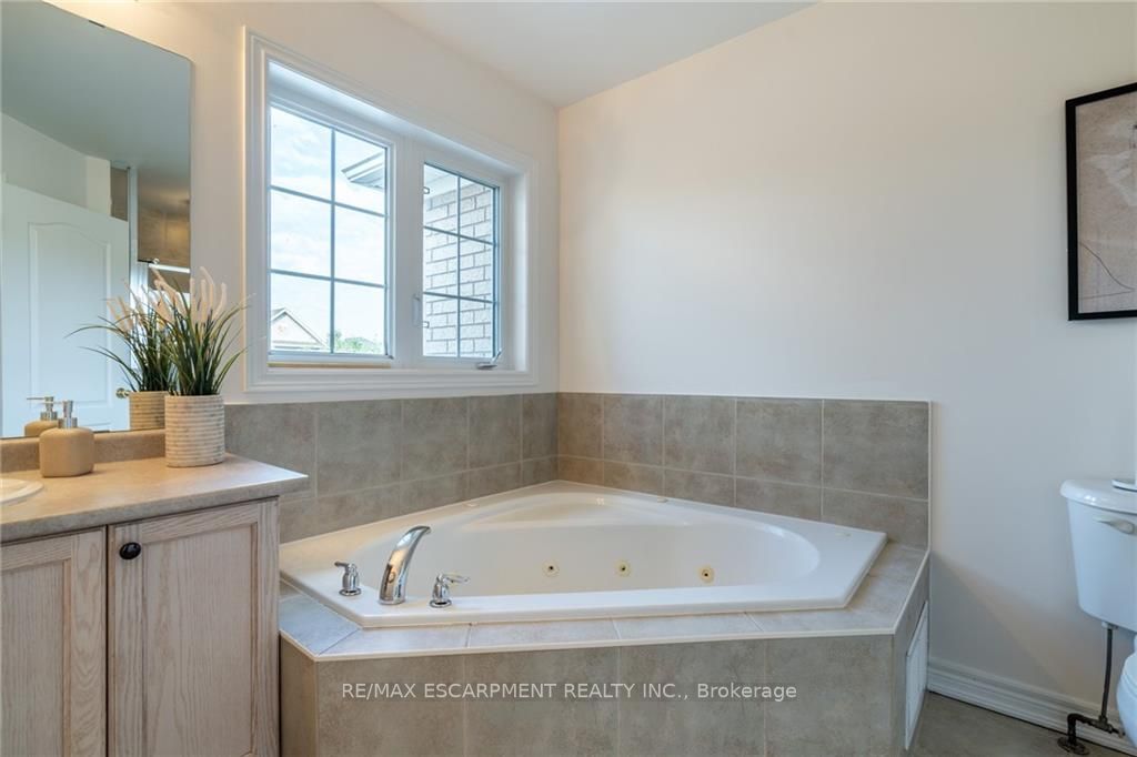 22 Glendarling Cres