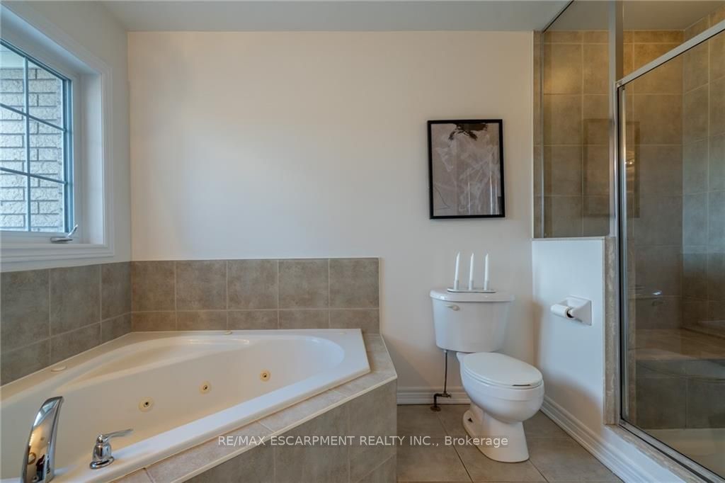 22 Glendarling Cres