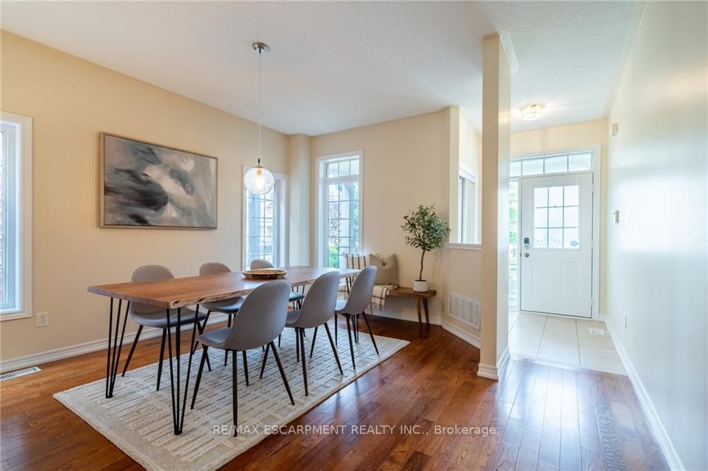 22 Glendarling Cres
