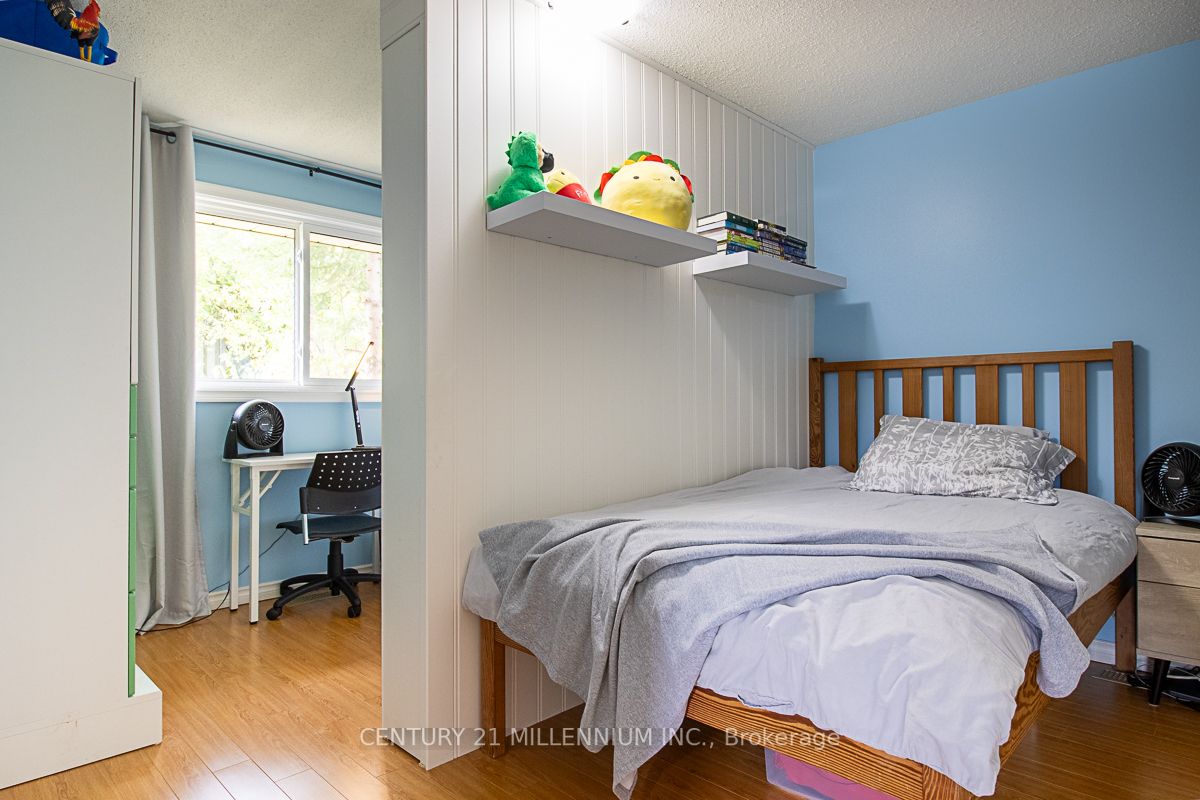 128 Westvale Dr