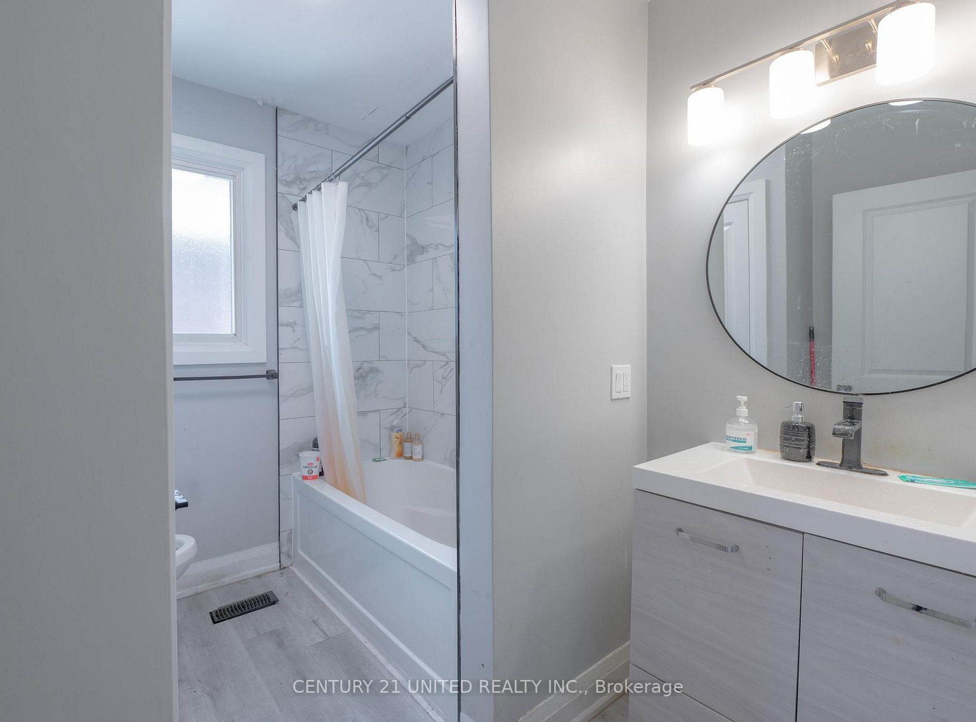 246 Riverview Hts