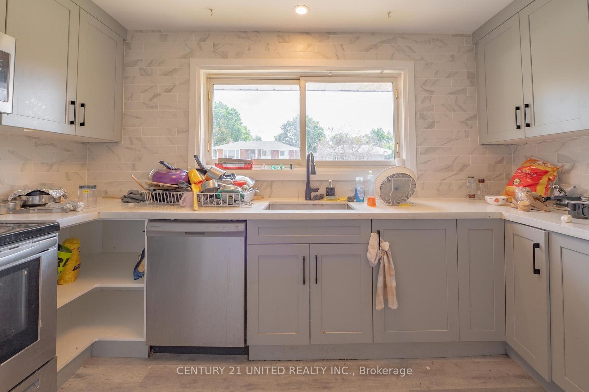 246 Riverview Hts