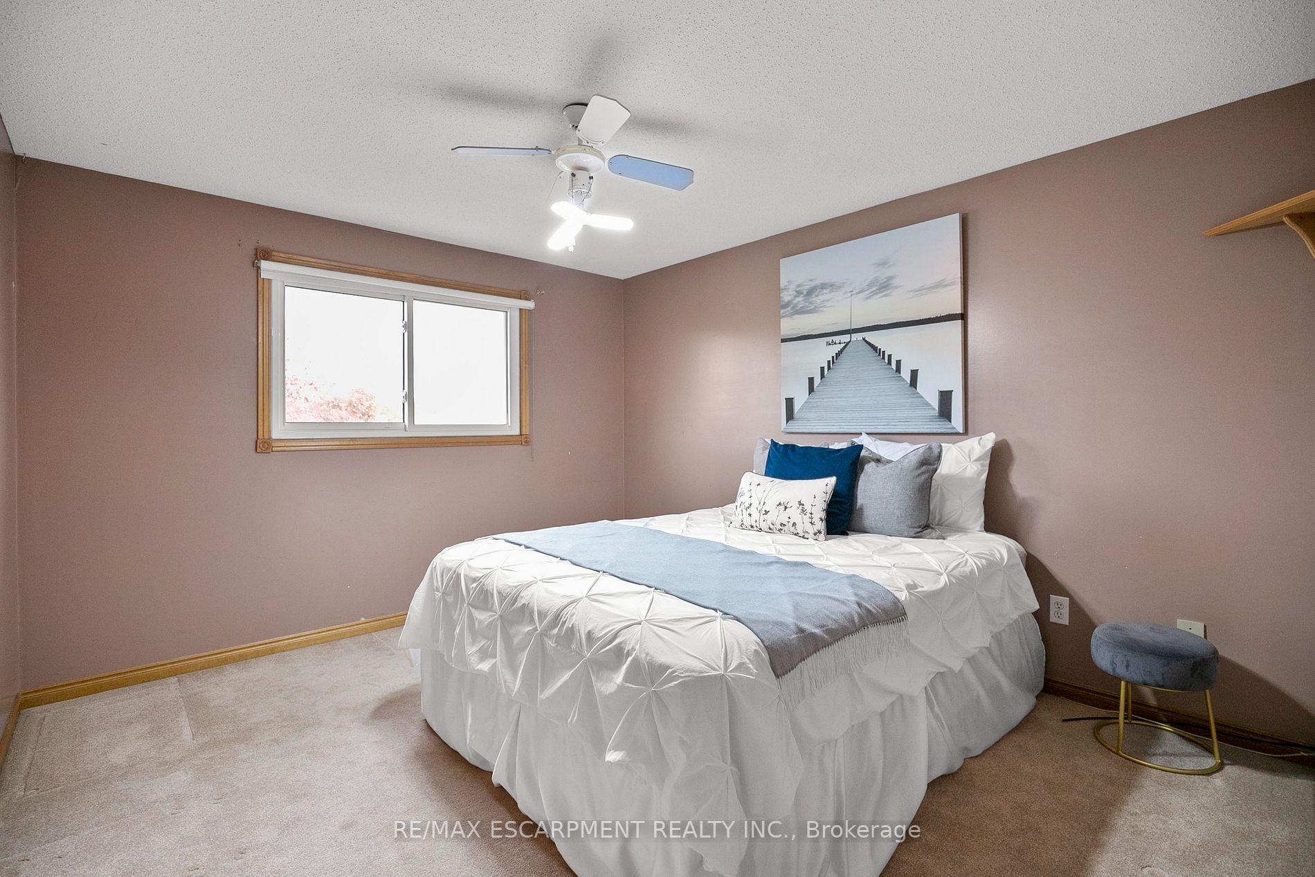 27 Ben Tirran Cres
