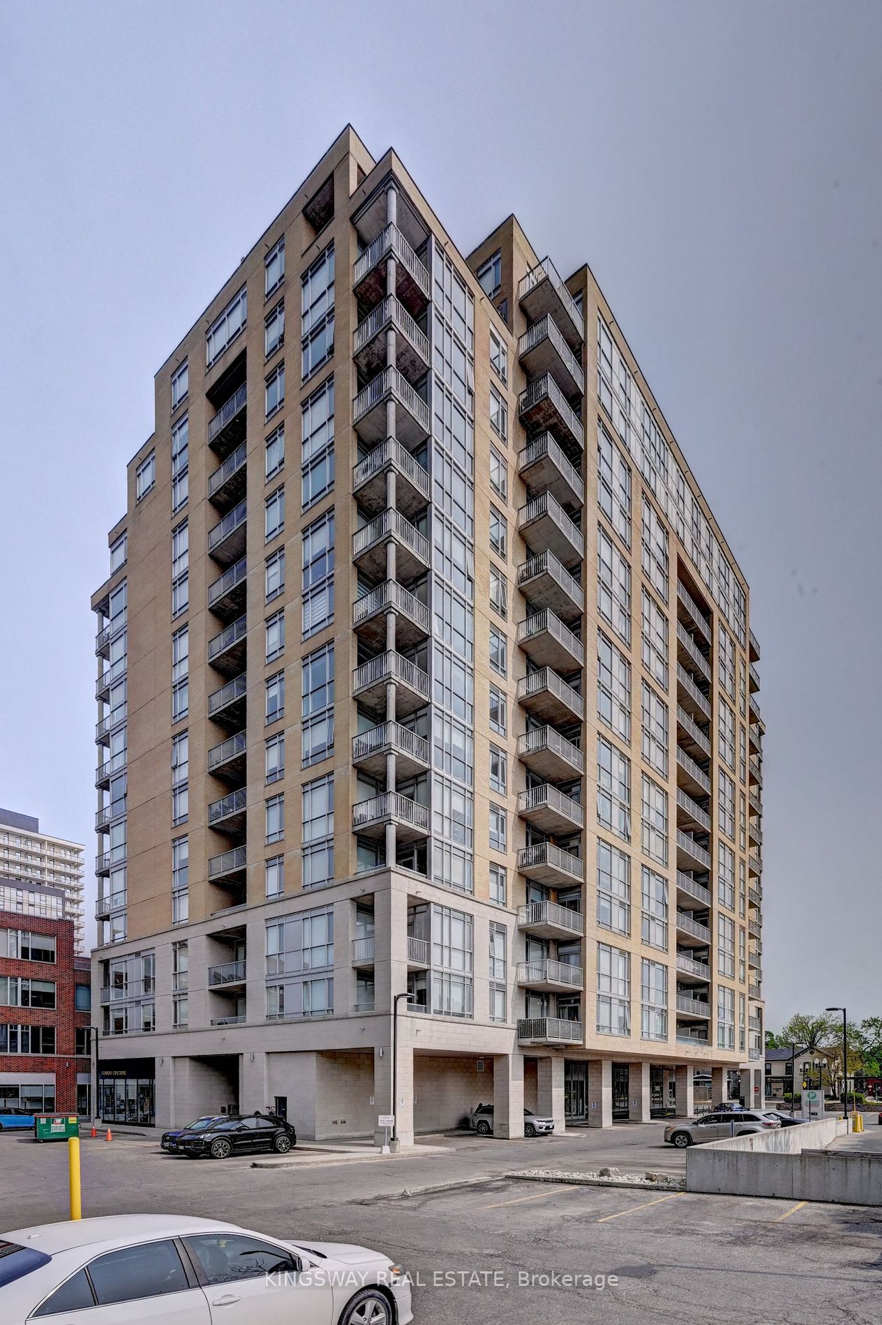 191 King St S, #512