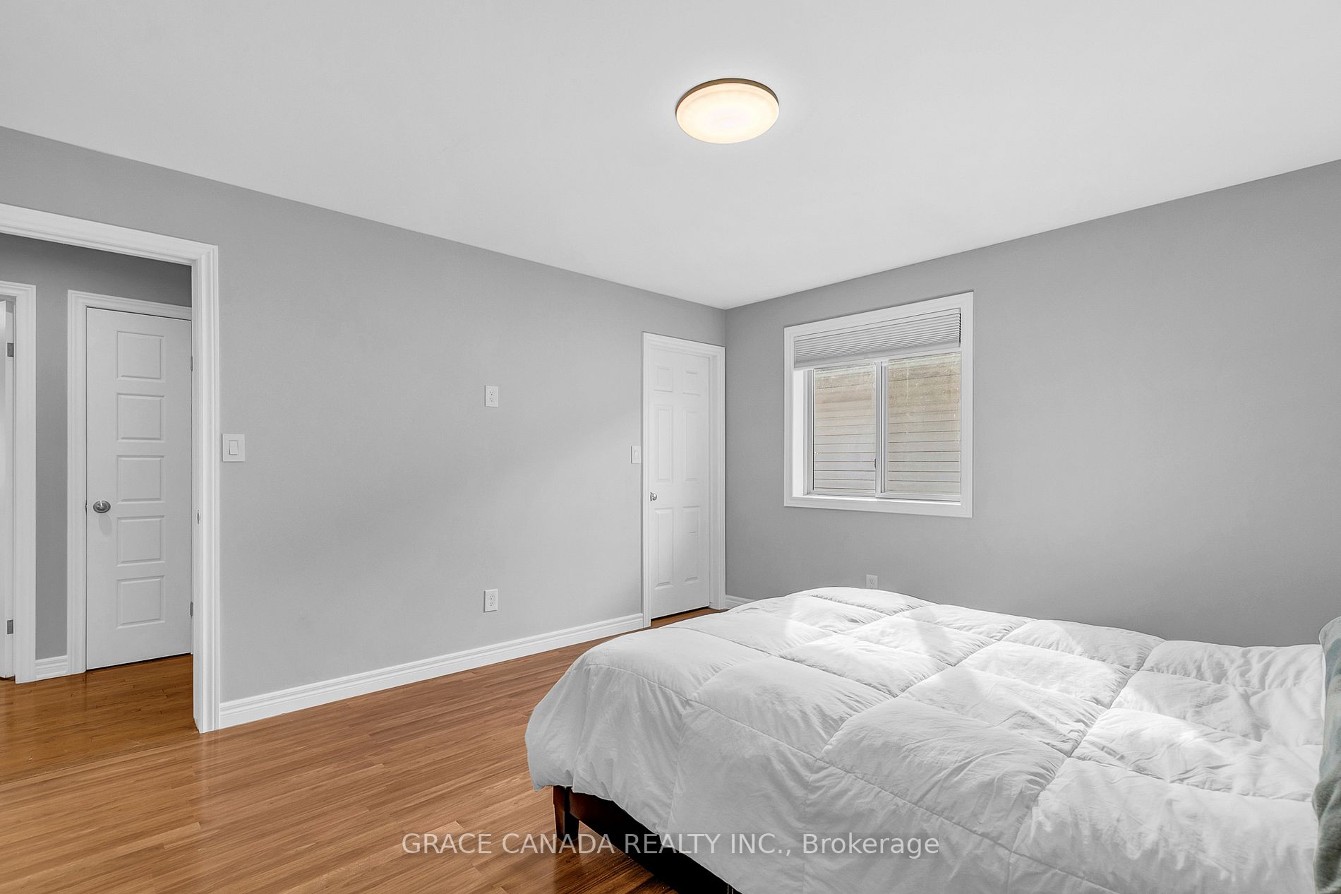 962 Bellagio Dr