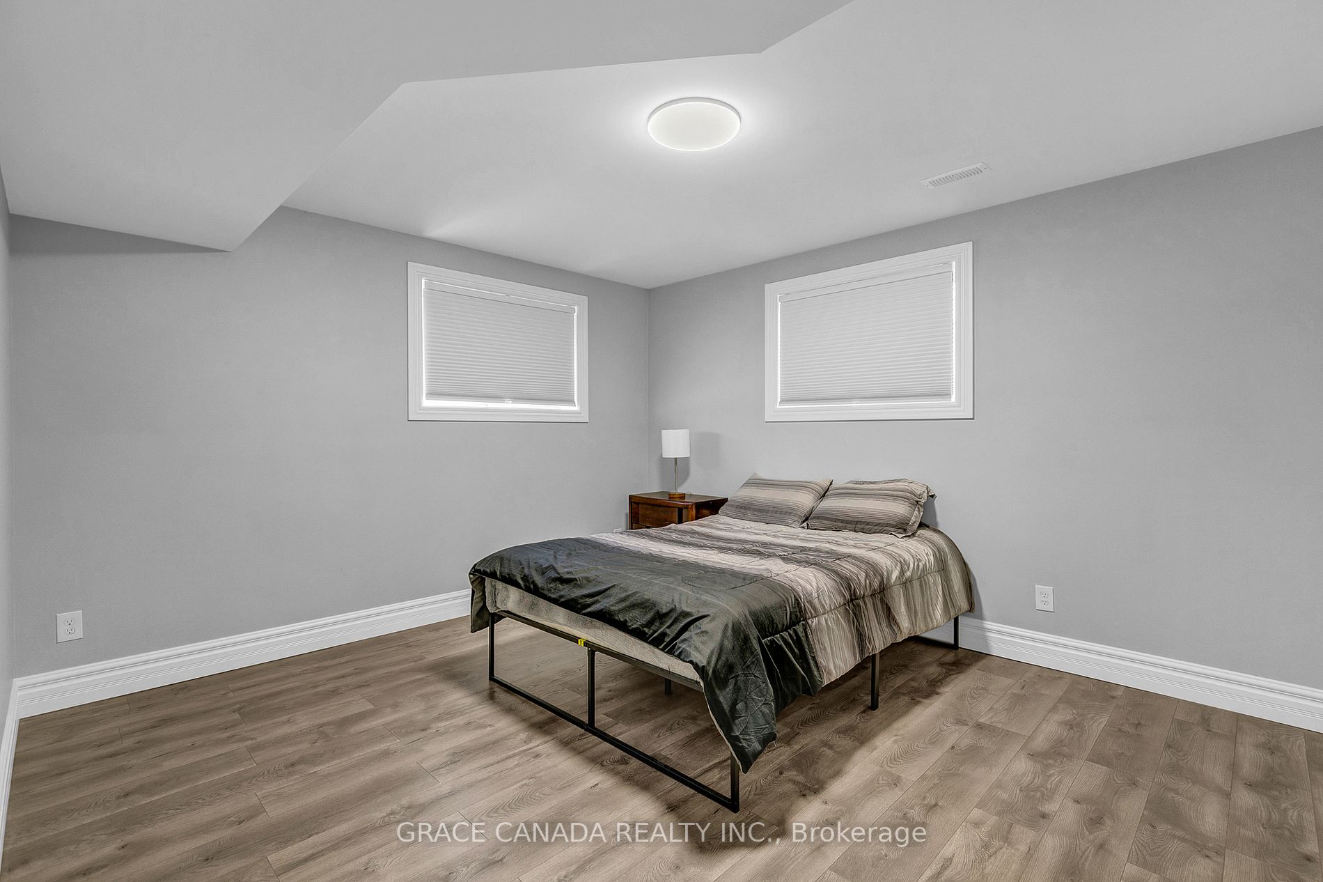 962 Bellagio Dr