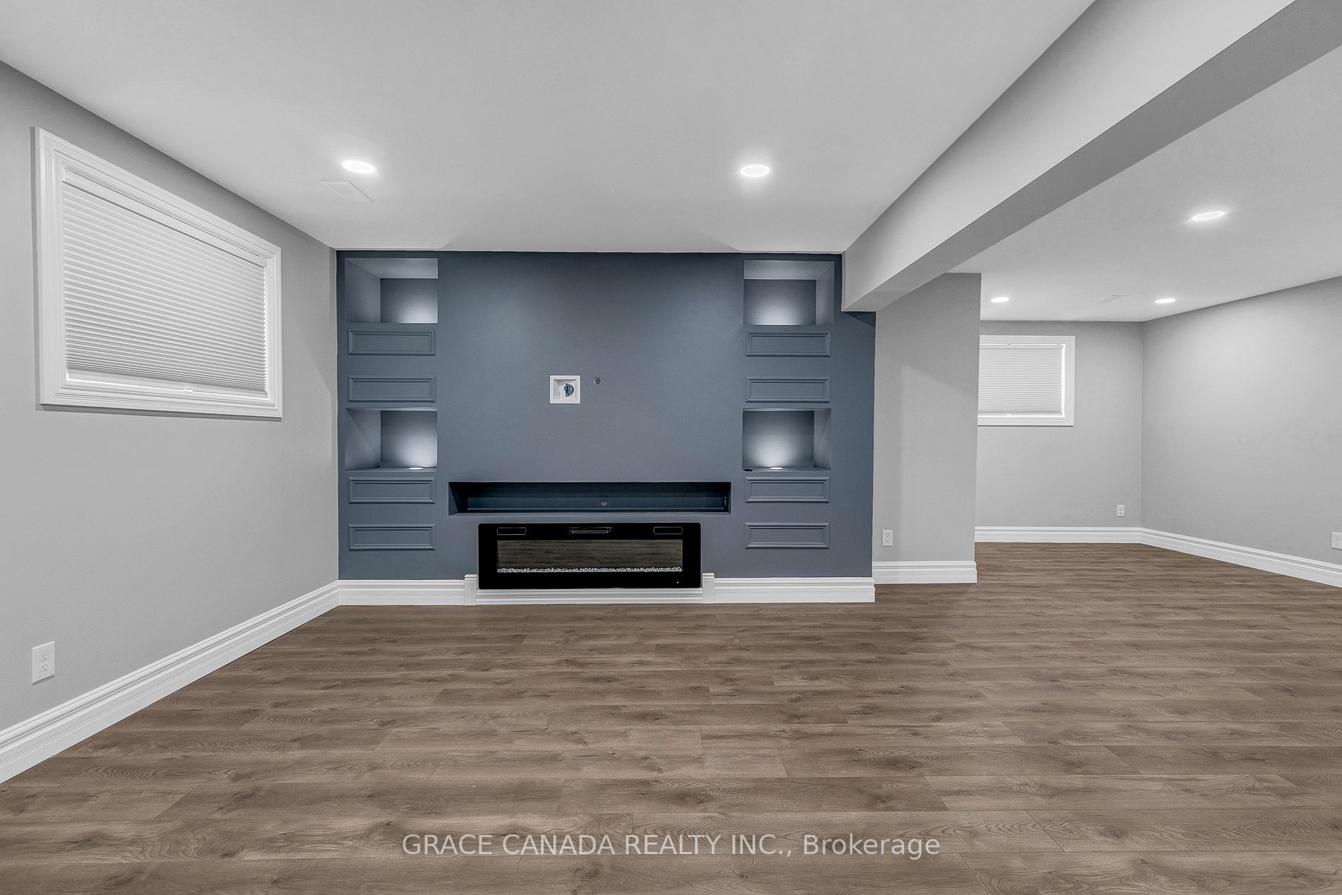 962 Bellagio Dr