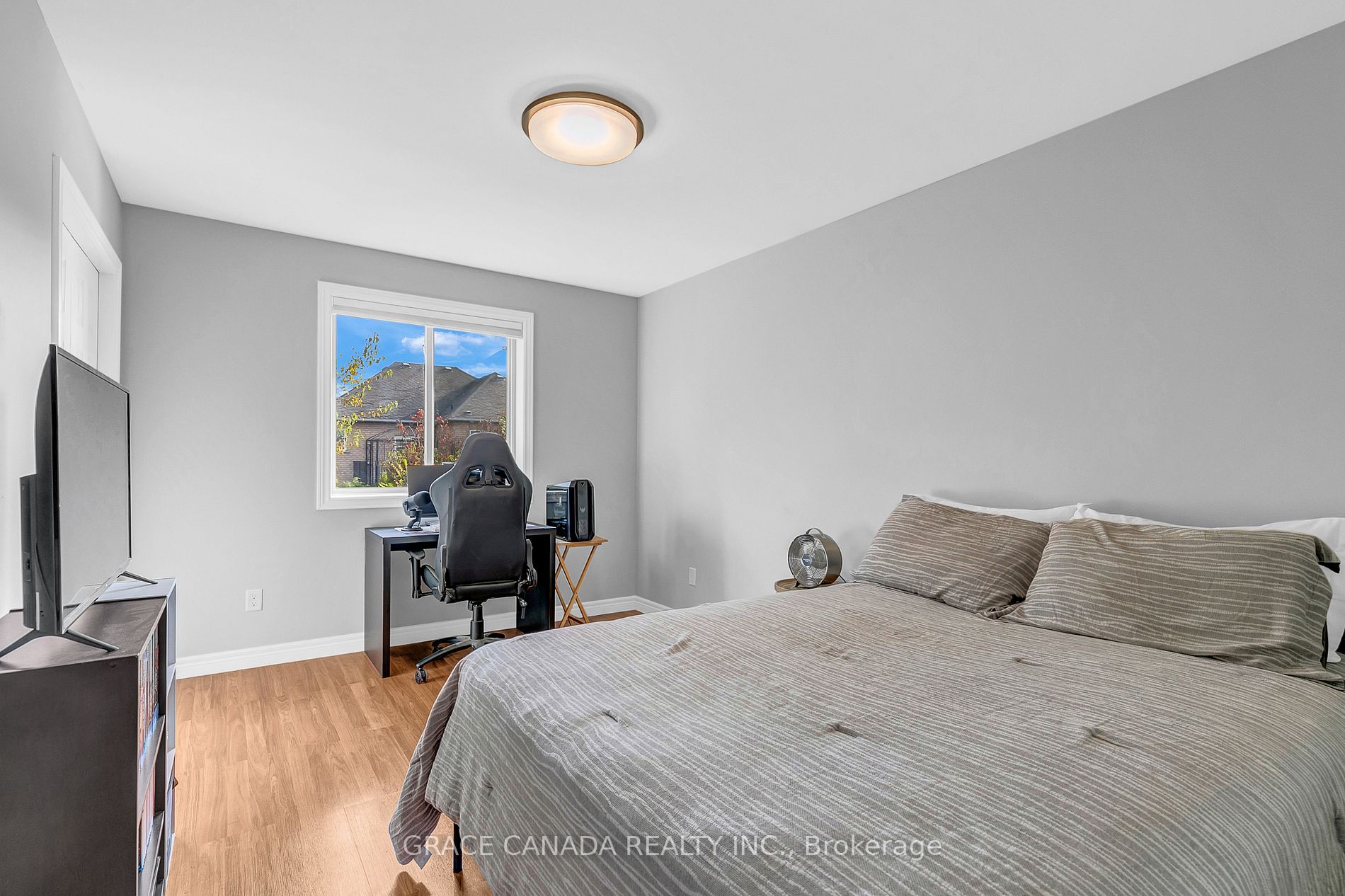 962 Bellagio Dr
