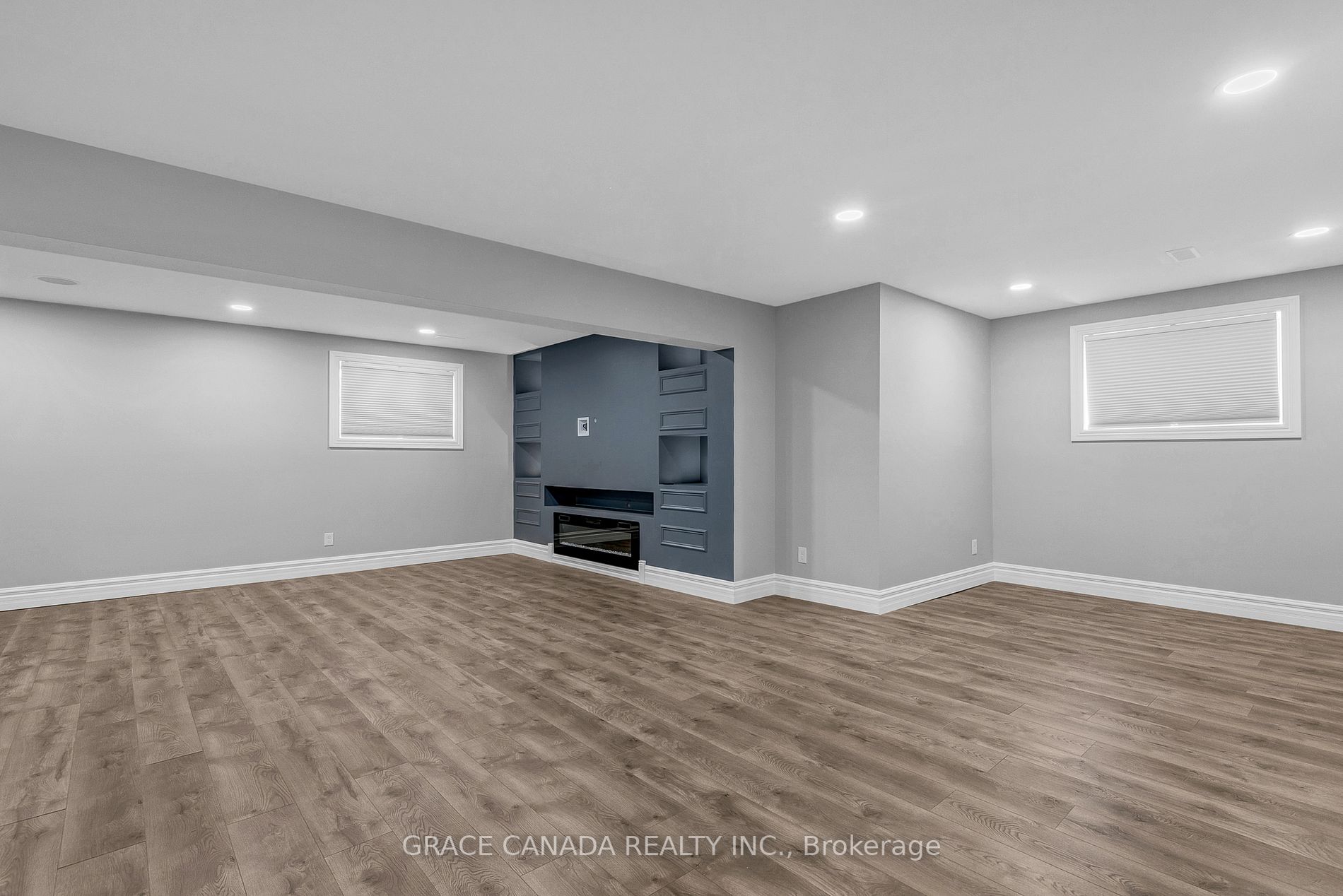 962 Bellagio Dr