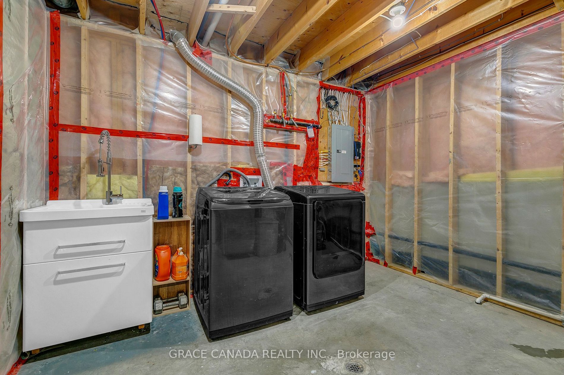 962 Bellagio Dr