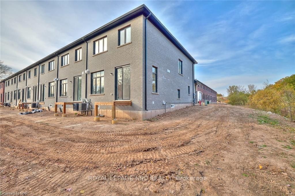 7423 Sandy Ridge Common, #7423