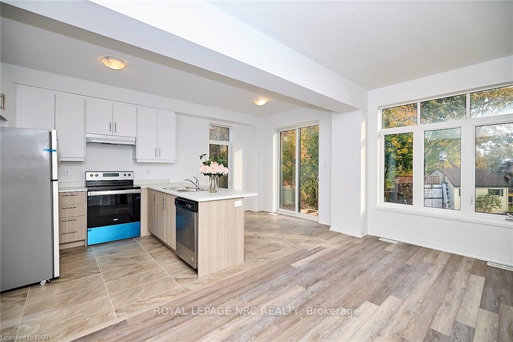 7423 Sandy Ridge Common, #7423