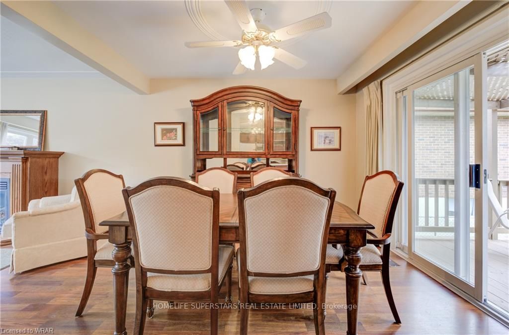 402 Lakeview Dr