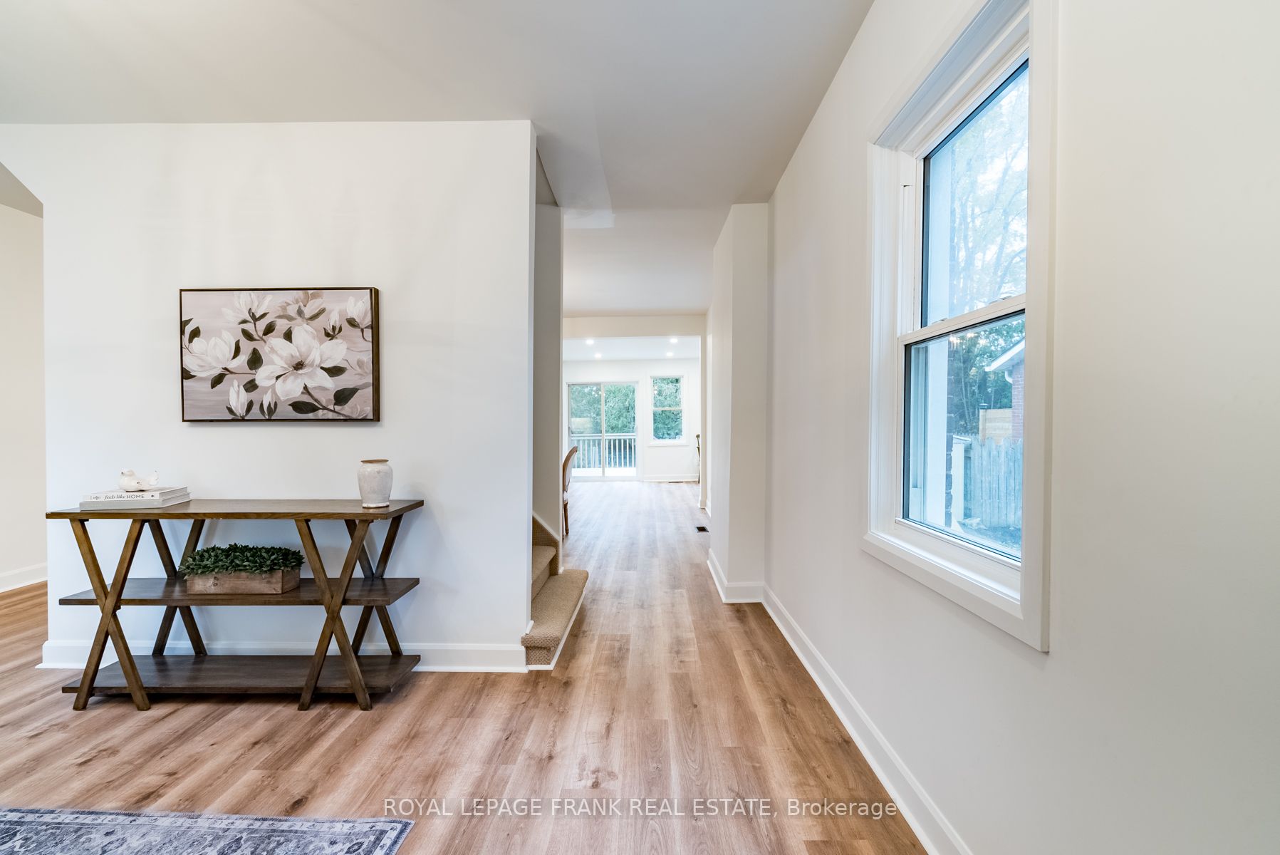 118 Glenelg St W