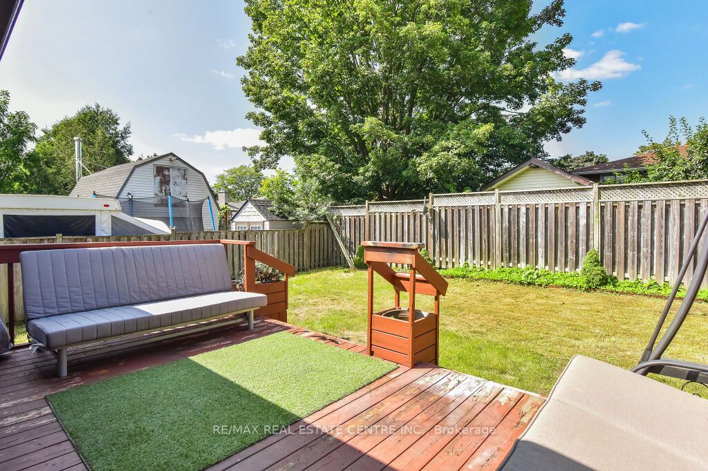 326 Grangewood Dr