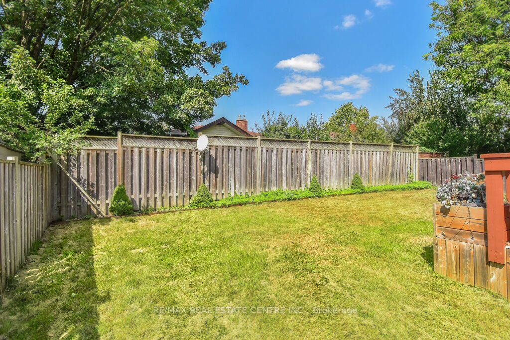326 Grangewood Dr