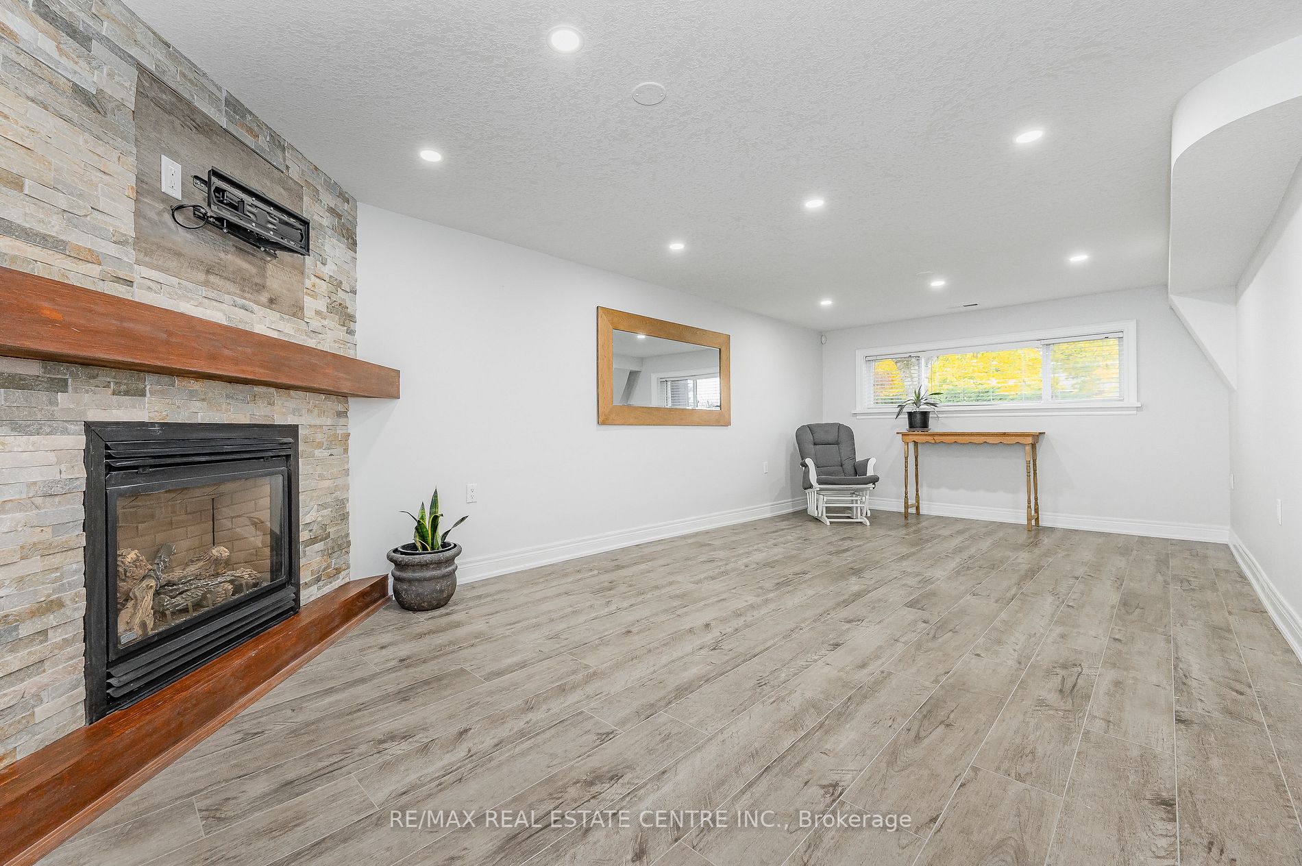 18 Summerside Cres