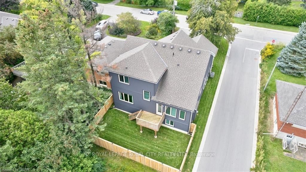 28 Landsdown Drive