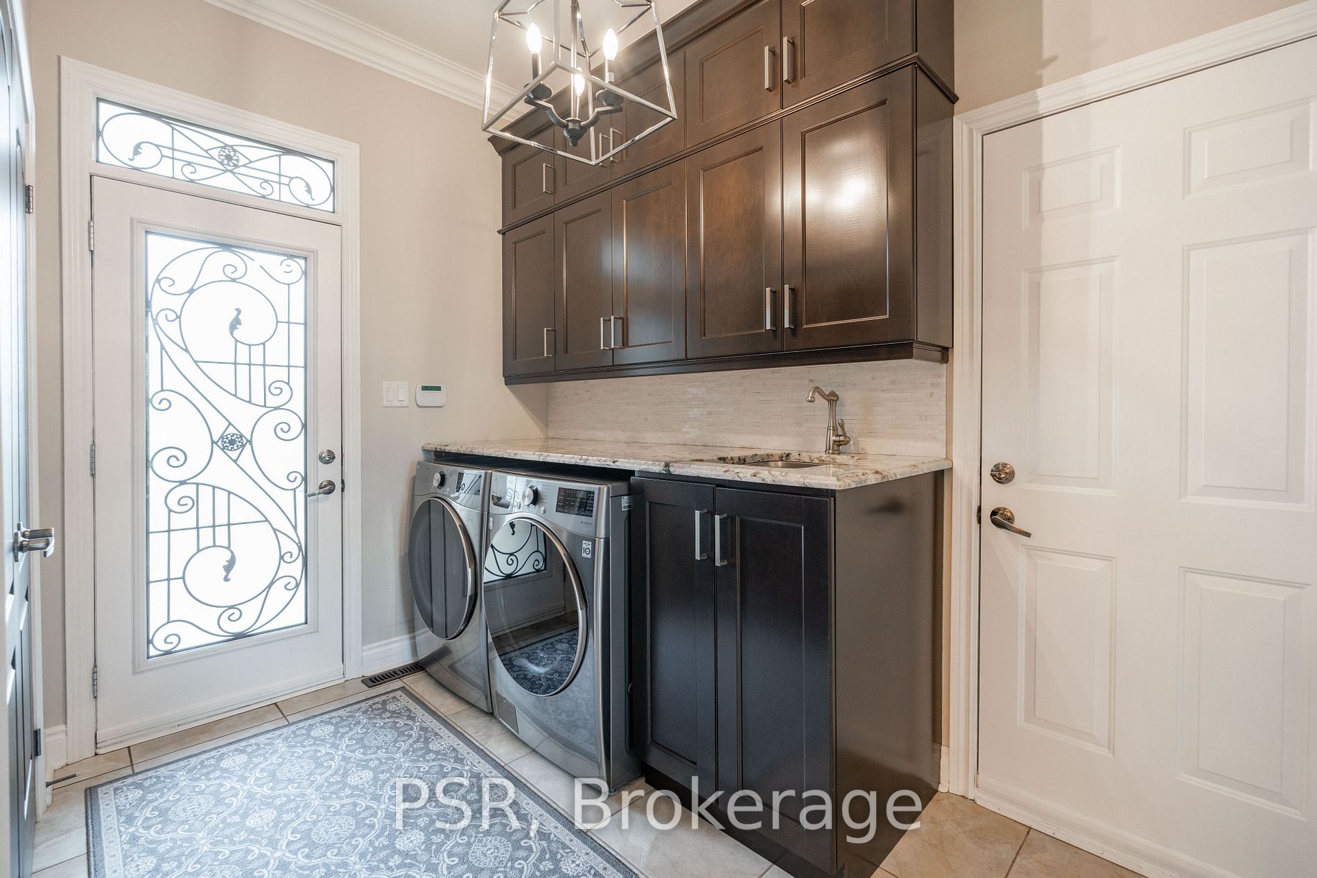 16 Masters Creek Blvd