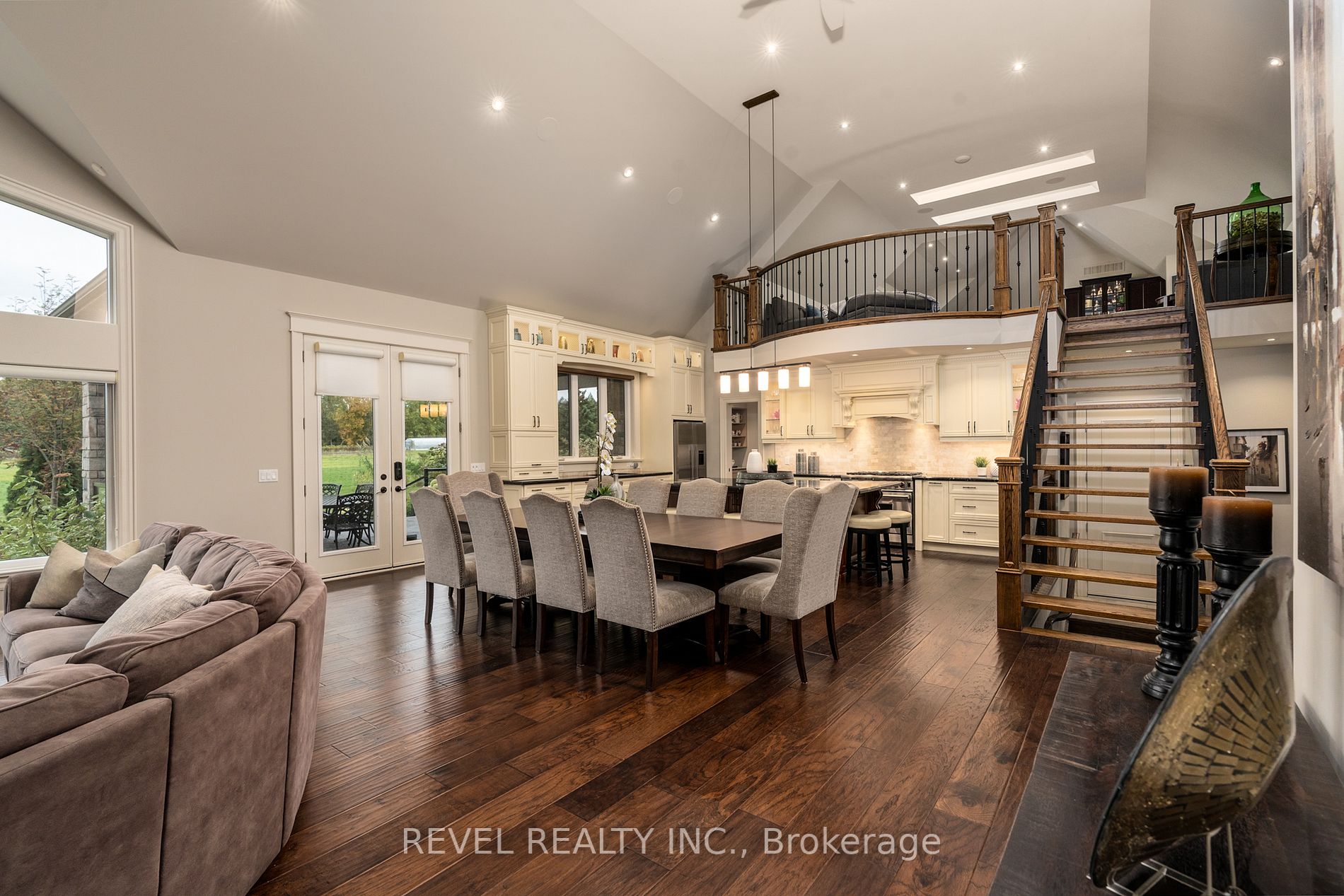 217 Concession 5 Rd