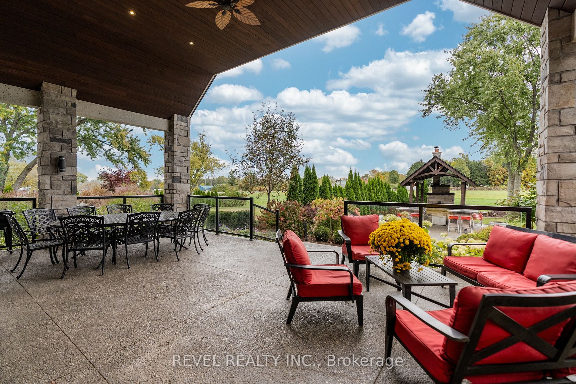 217 Concession 5 Rd