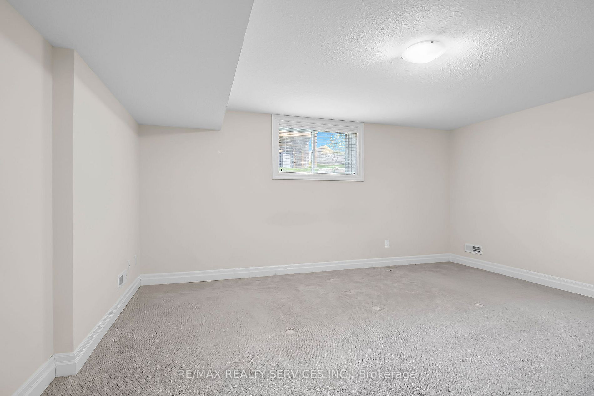 2290 Torrey Pines Way, #26